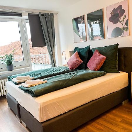 Apartment Fuer 3 Gaeste Kostenlose Parkplaetze Und Lift Hannover Eksteriør billede